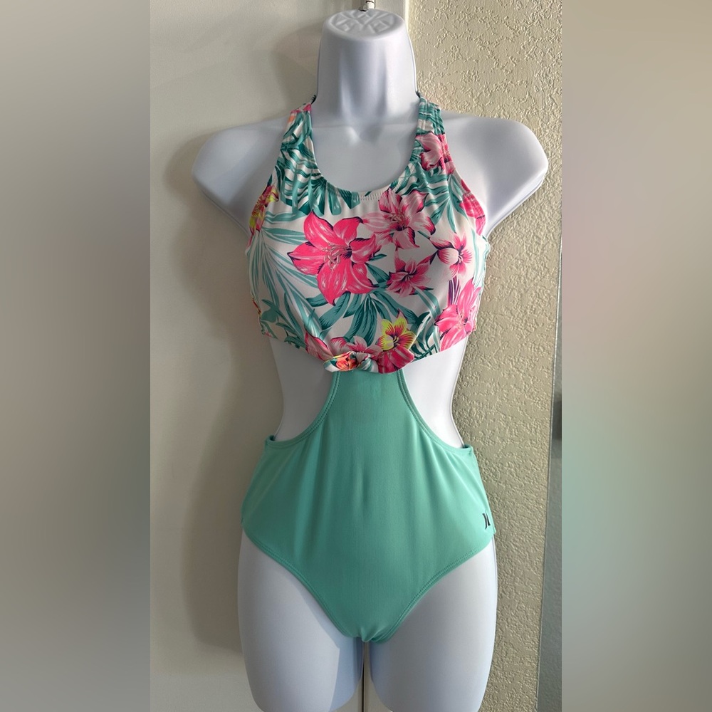 Hurley girls bathing suit size L
